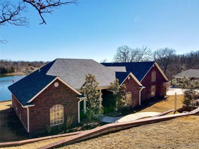 2011 McCurrys Lane
