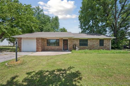 28811 E 749 Road