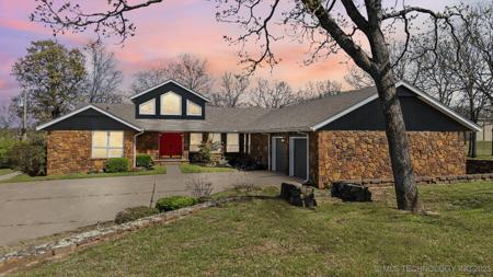 5219 Tower Road