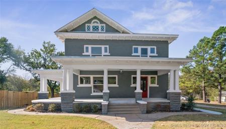 806 E Church Street