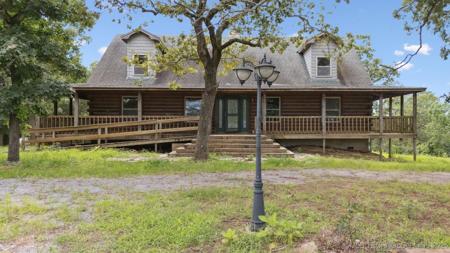 7895 N 428 Road