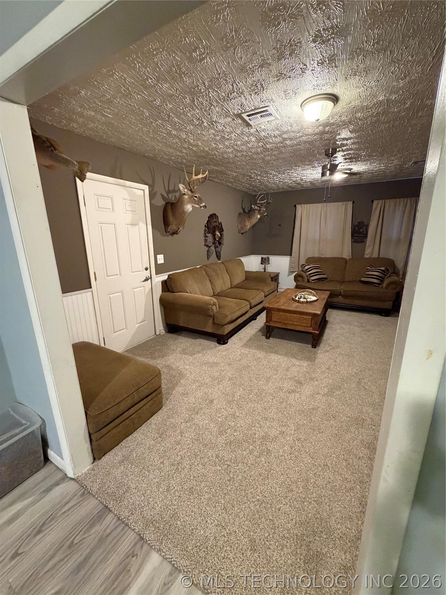 Image 4: Back Living Area