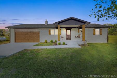 4081 S 4270 Road