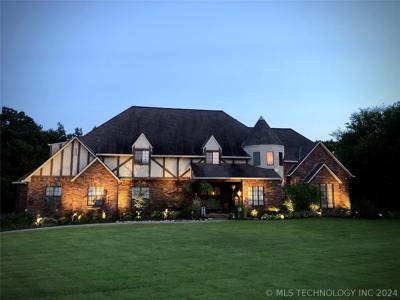 1200 Monique Circle