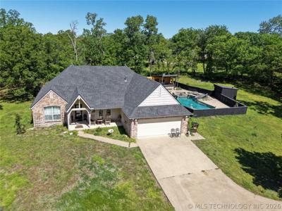 5117 Woodland Drive