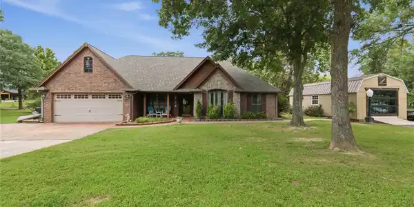 61 Hummingbird Lane