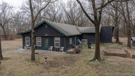 3215 Old Highway 20 E