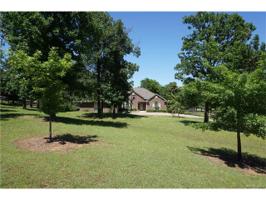 4885 Woodland Drive