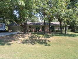 10441 E Oakmont Drive