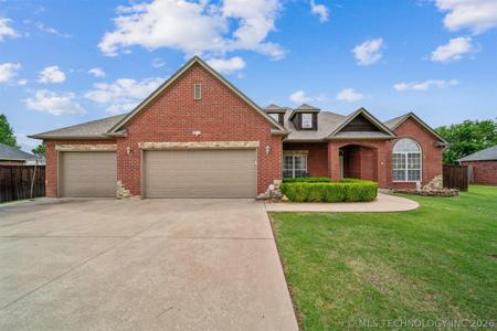 1401 S Choctaw Street