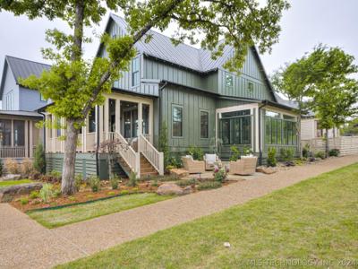59 Redbud Street