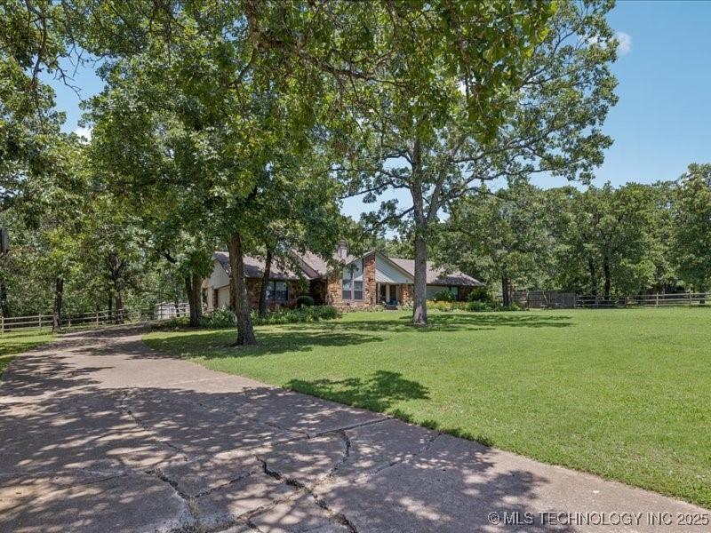 Image 3: Front of Home