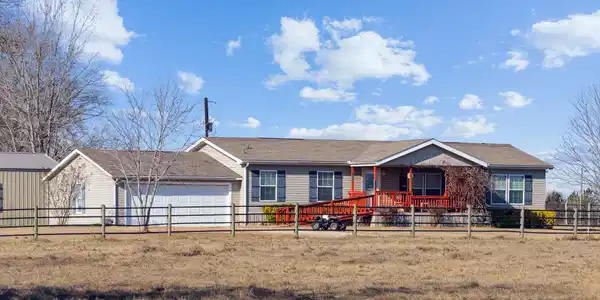 1220 N 4300 Road