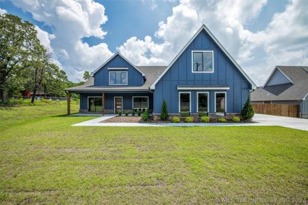 128 Pelican Point Place