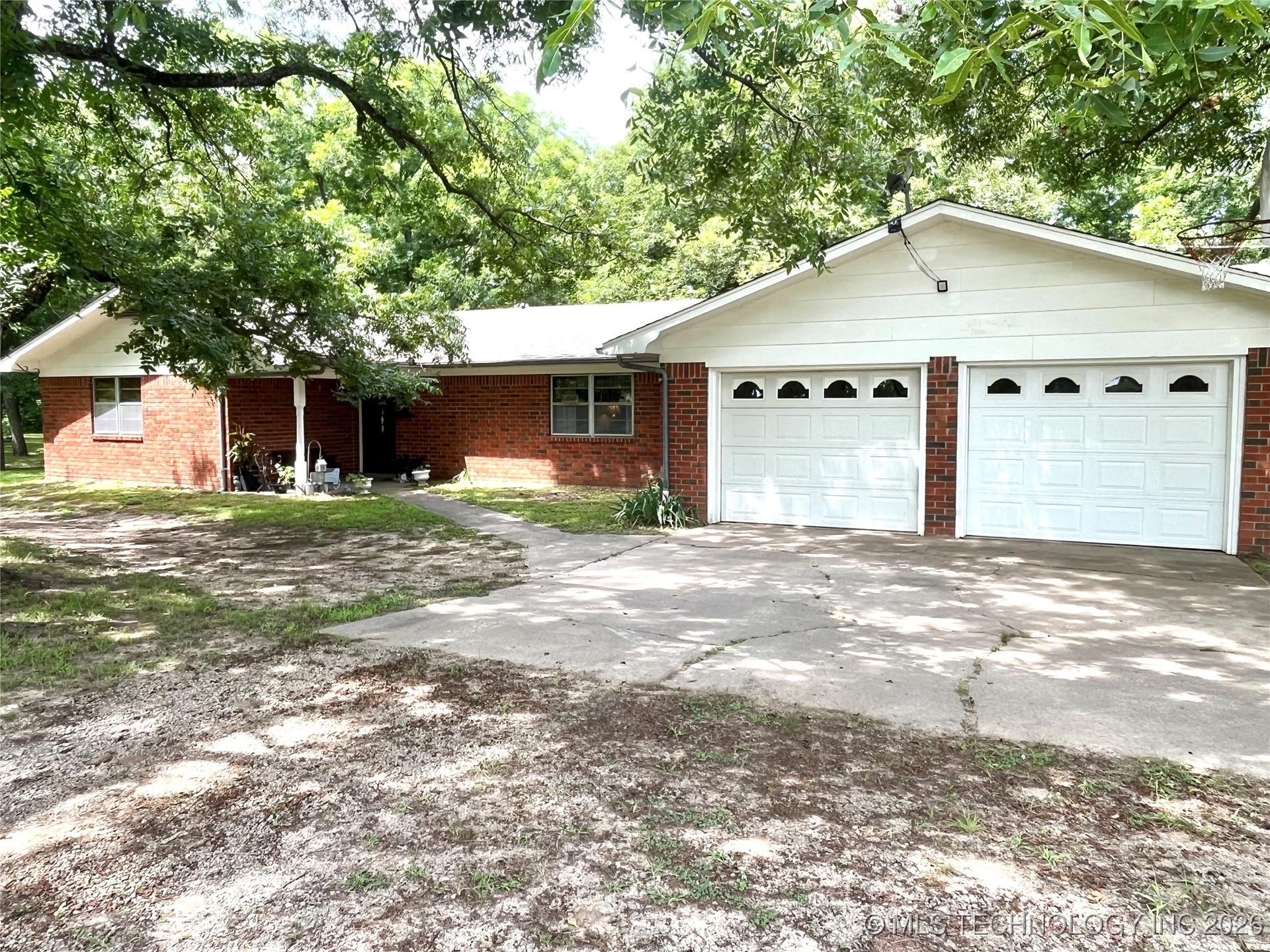 Image 3: Front view of home