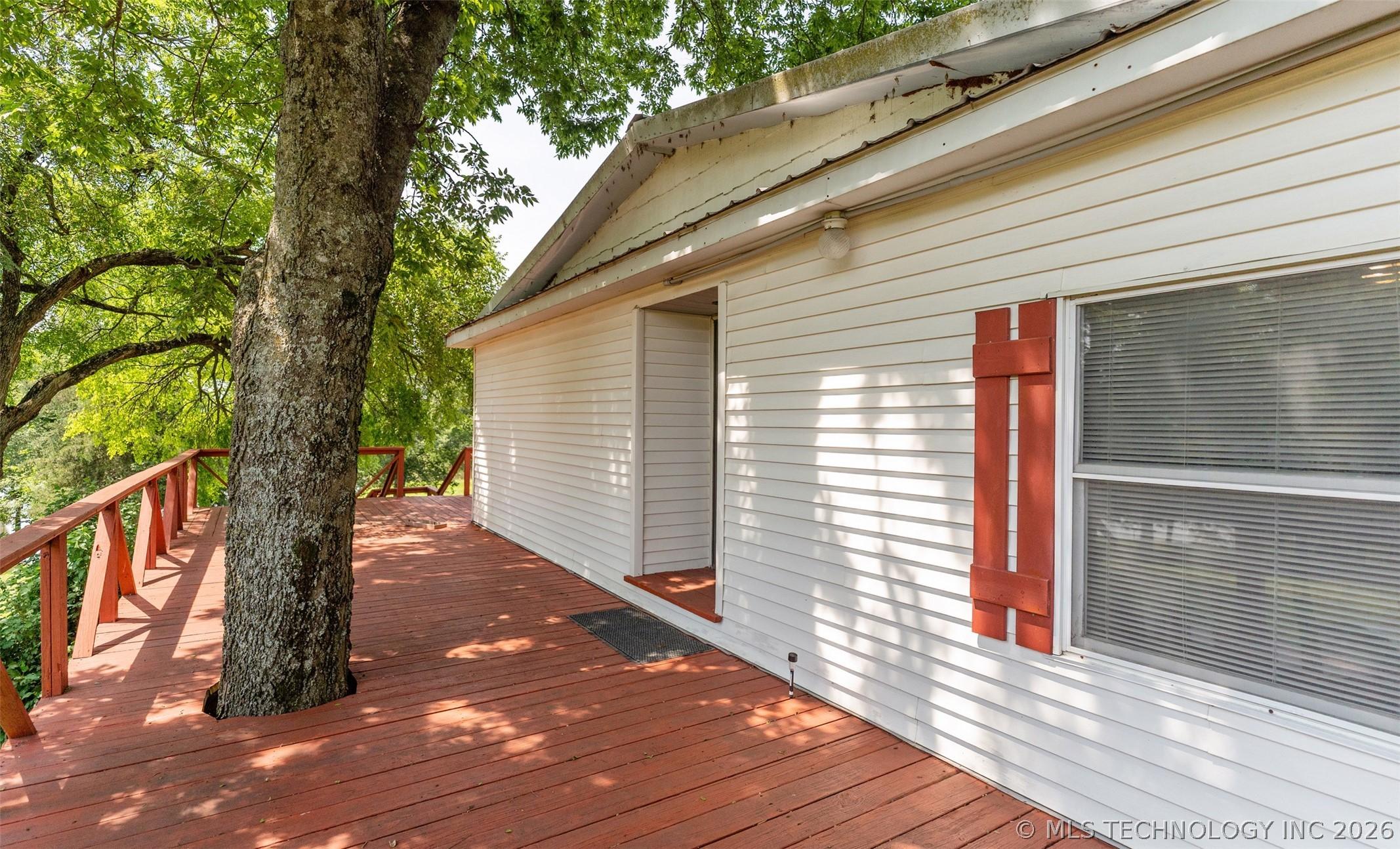 Image 2: Front Deck