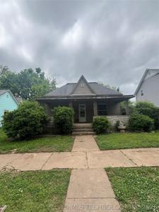 206 N Vine Avenue