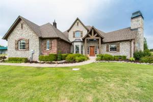 8990 S 4090 Road