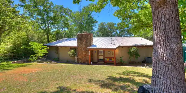 370 N BK 1600 Road