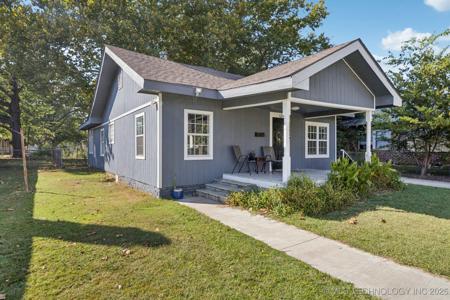 1106 N Alabama Avenue