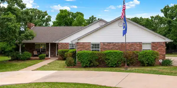 52 Ash Court