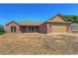 16935 Country Drive