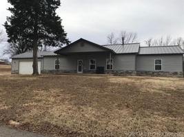 1228 E Sunset Court