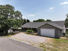 218 Outlook Dr Arrowhead Estate 2