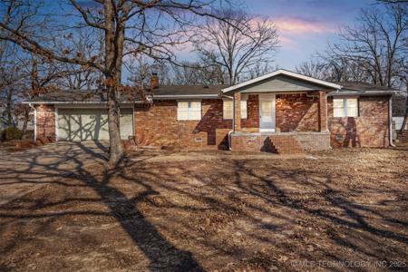 33215 E 697 Road