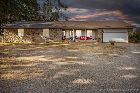 1602 Frost Ln Lane