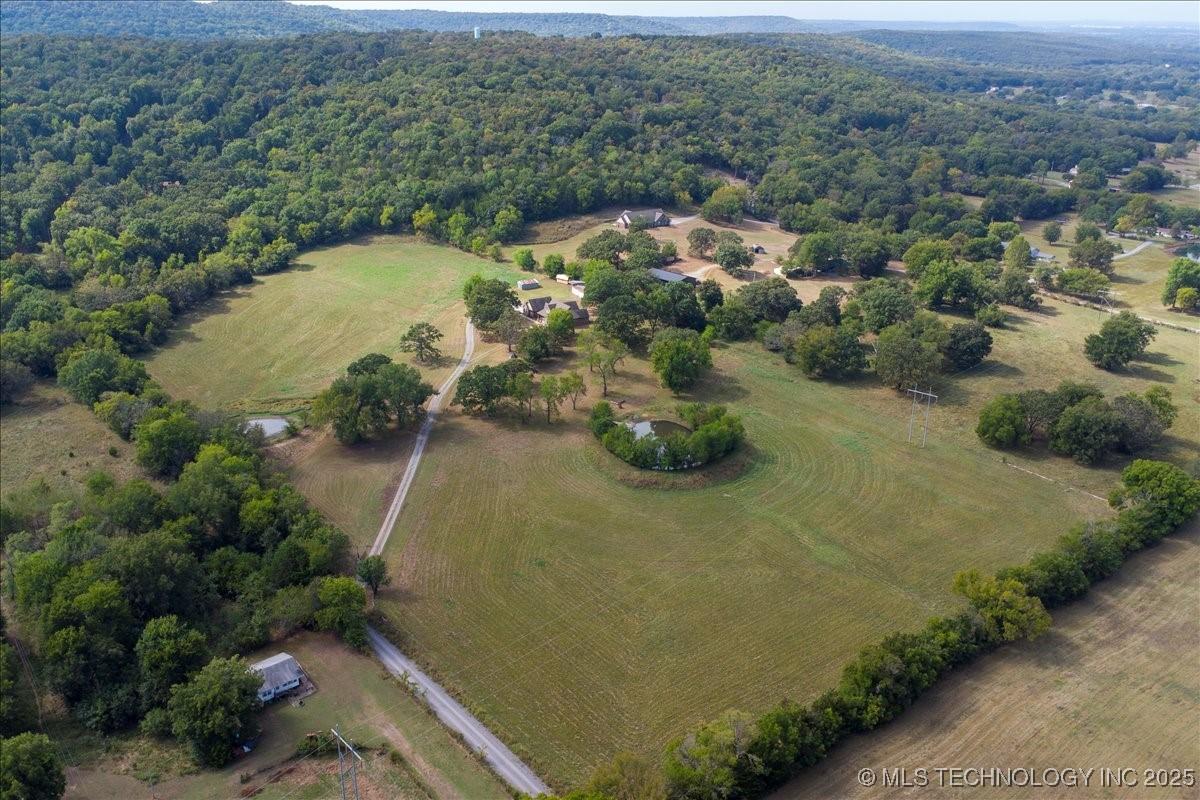 Image 4: Paradise awaits!