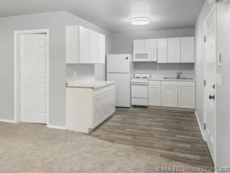 Image 3: Beautiful kitchen to include all appliances!
