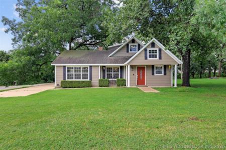 4015 Lookout Drive
