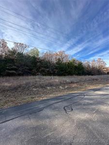 856 N Runway Road