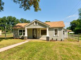 205 W Creek Avenue