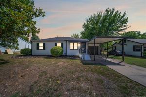 213 E Falletti Avenue