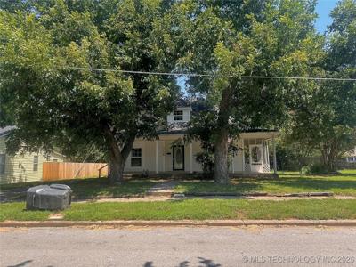1006 NW C NW