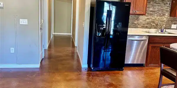 Image 3: Entryway