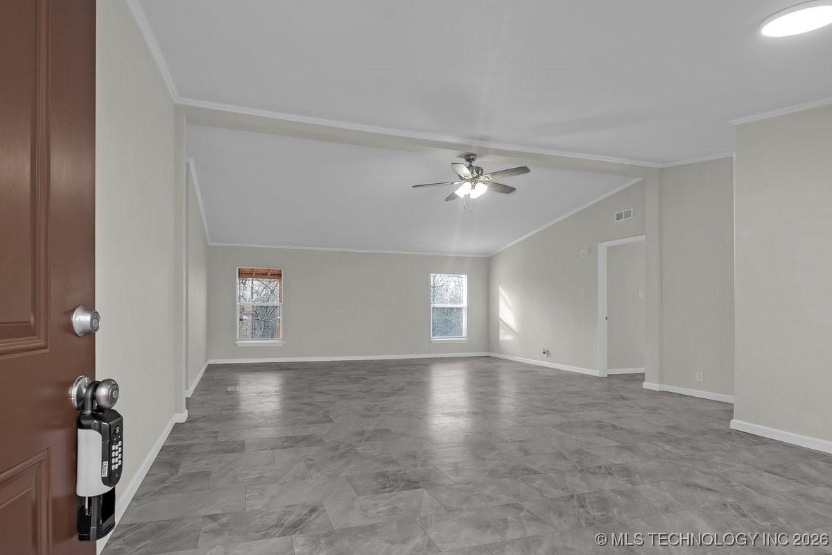 Image 2: Main Living