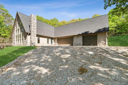 21901 E 430 Road