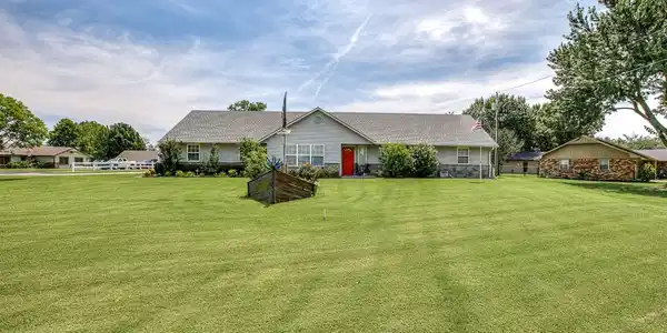 36 Meadowlark