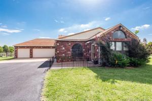 3083 W Country Road