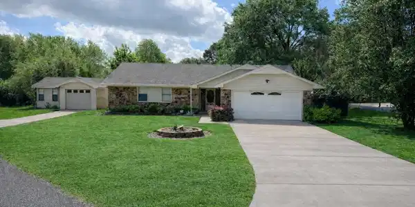 20 Brookwood Drive