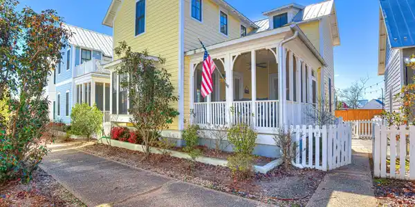 20 Redbud Street