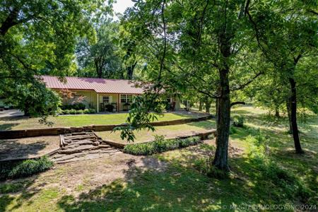 165 N 2 Mile Road