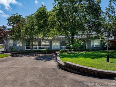 429 N Sandpoint Road