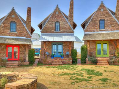 41 Redbud Street