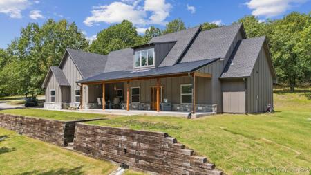 484 Ponderosa Drive