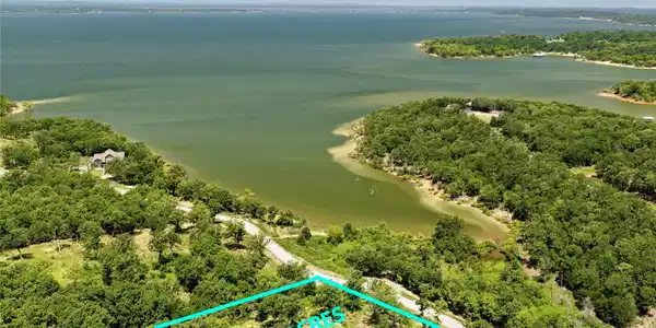 240 Patriot Pointe