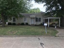 311 E Falletti Avenue